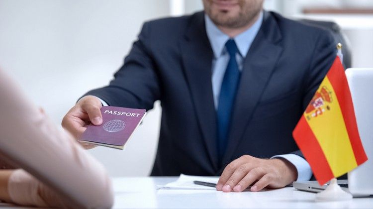 دریافت ویزا و اقامت اسپانیا